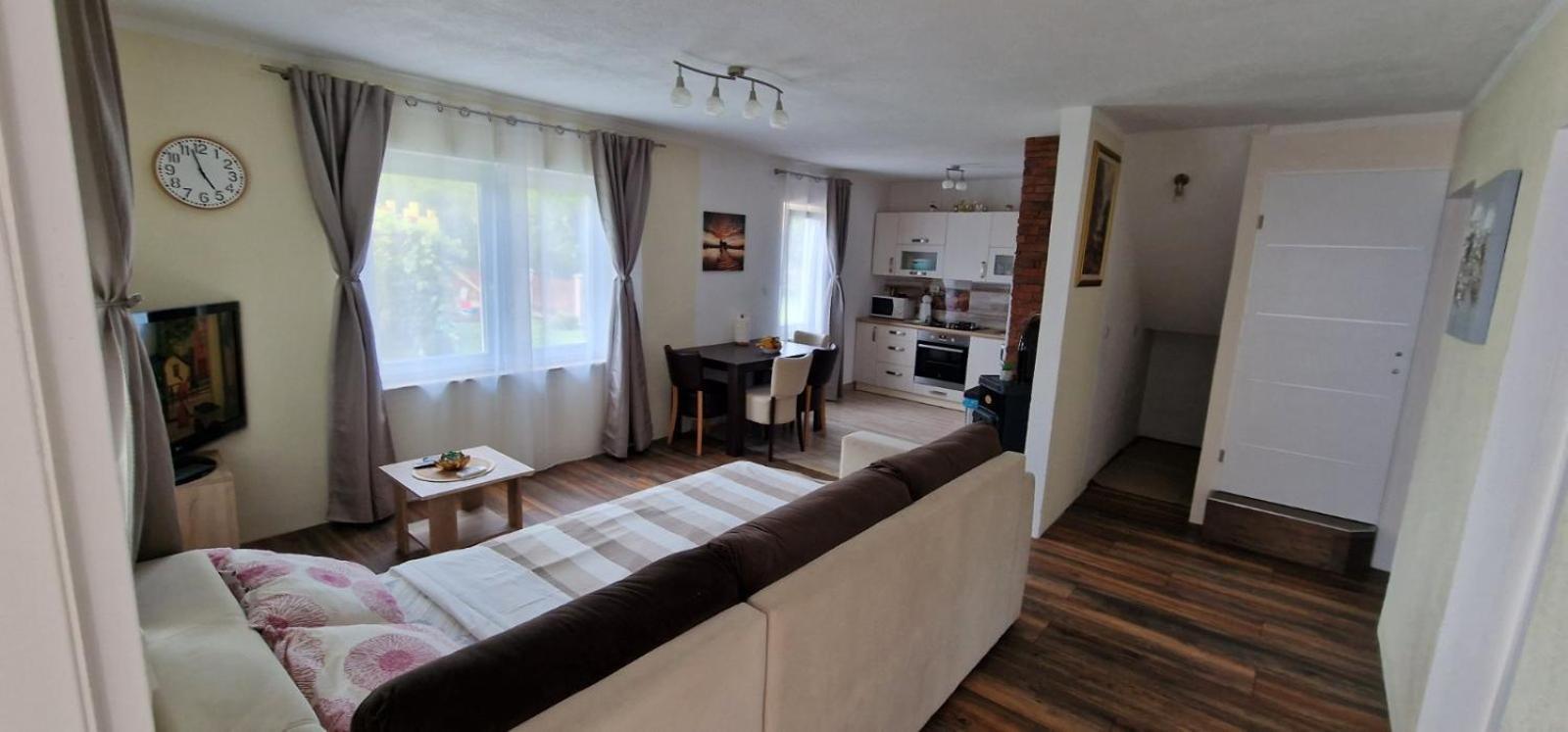 Apartments Anna & Mateo Раковица Стая снимка
