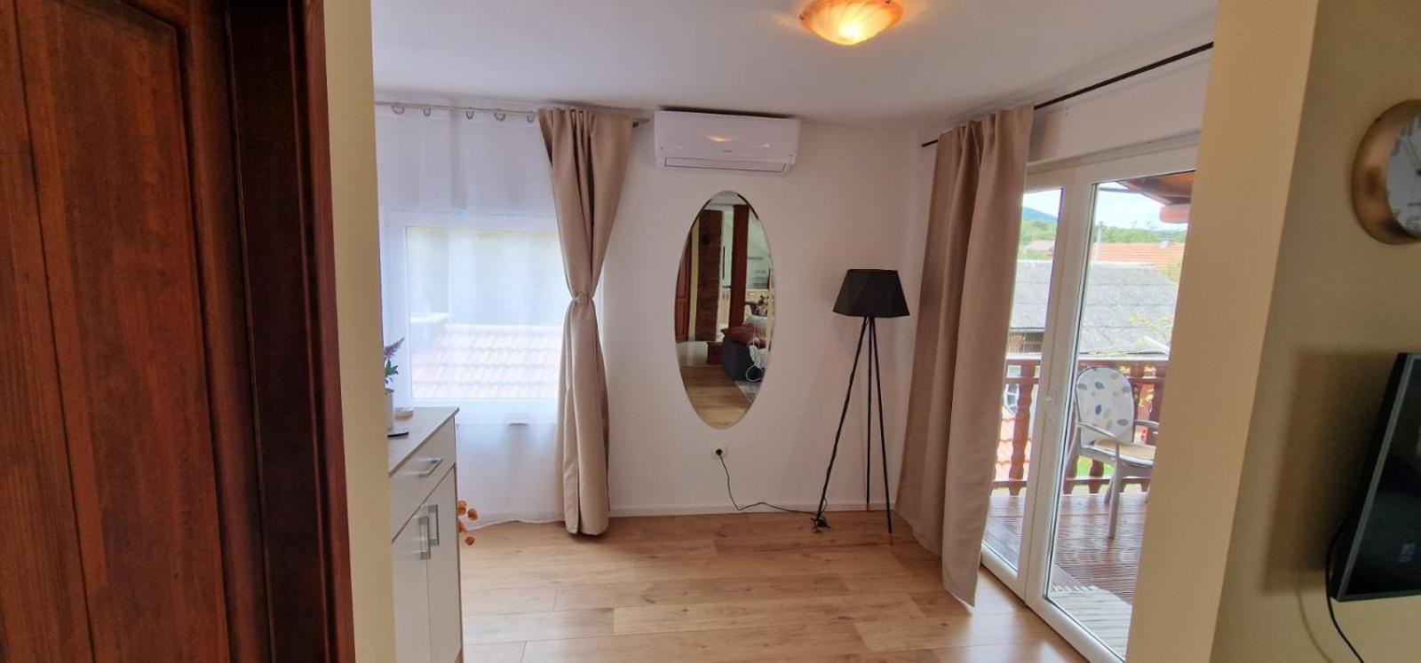 Apartments Anna & Mateo Раковица Екстериор снимка